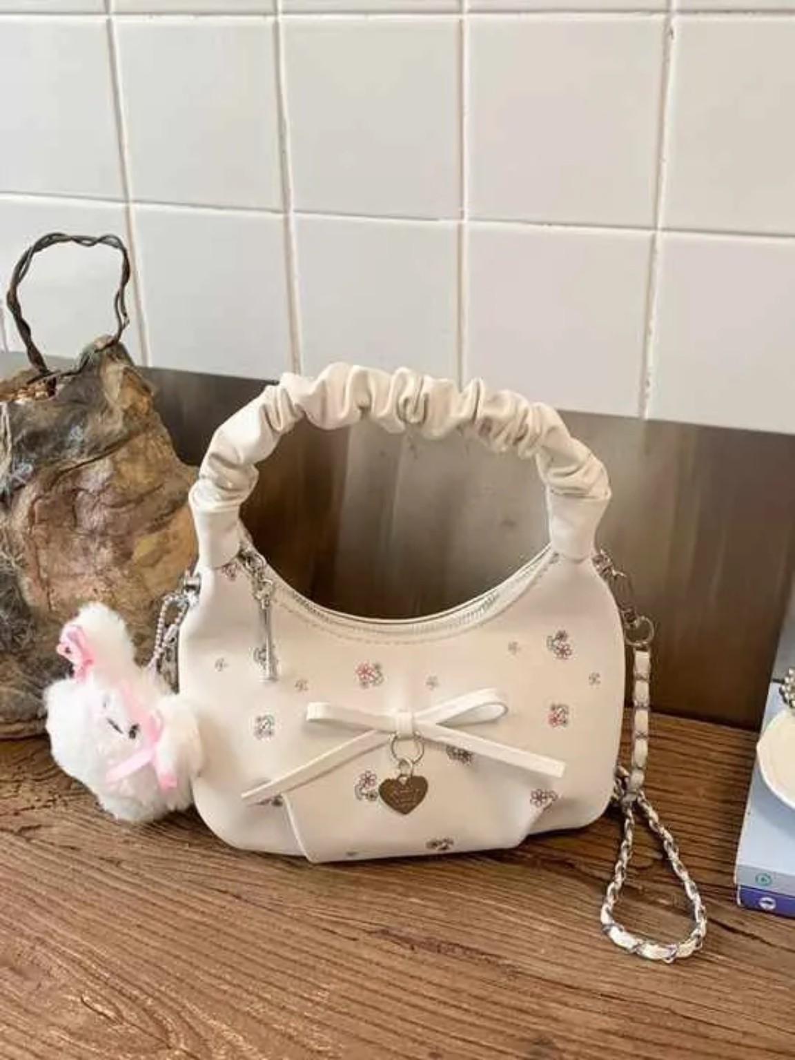 Signature Shoulder Bag