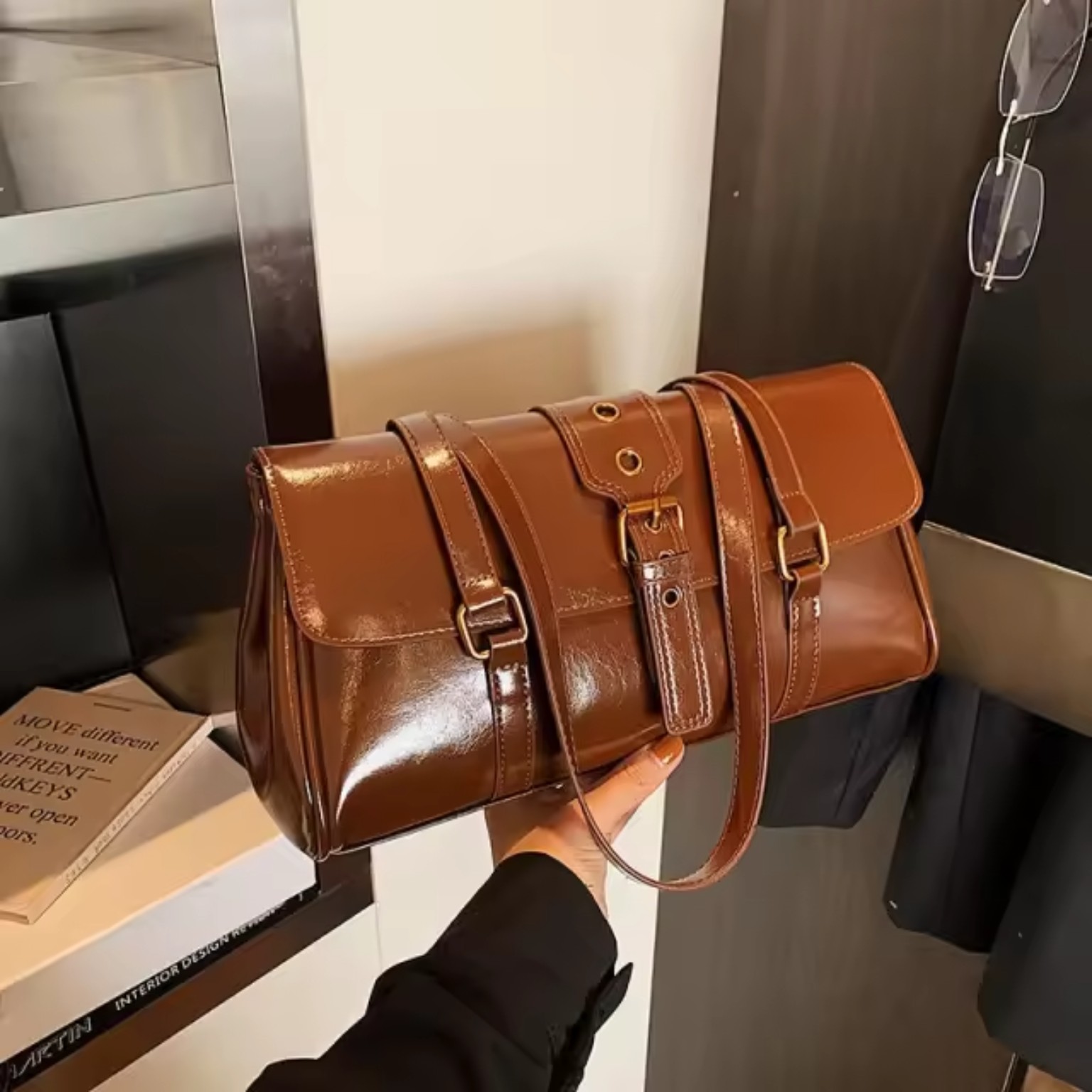 Elegant Bow Handbag
